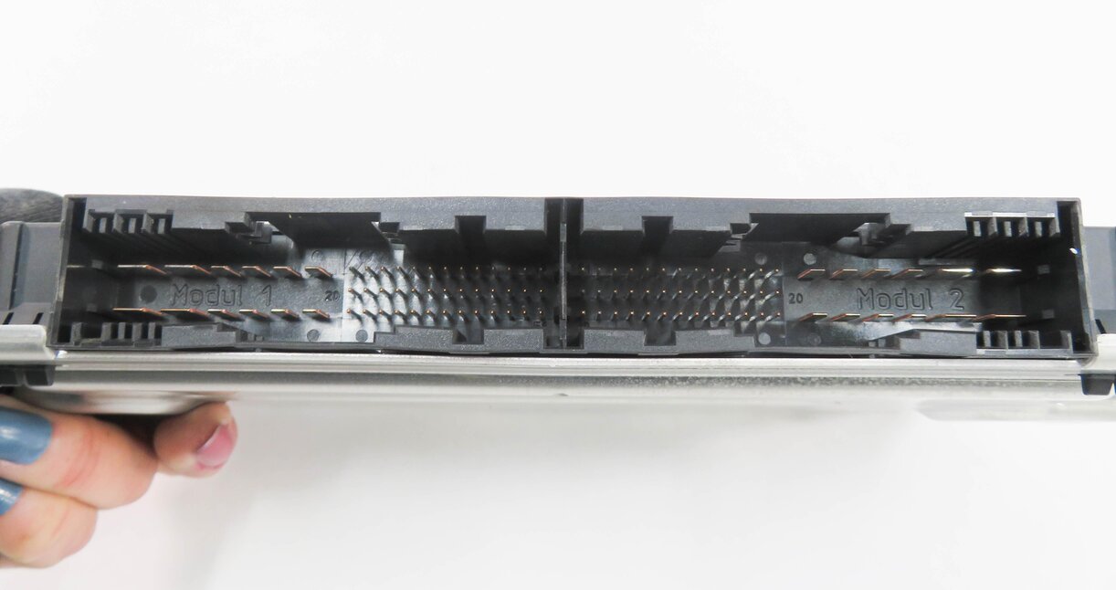 Thumbnail 7: 10-17 BMW 528i 535i 550i 650i 750i M5 X3 X6 - FRMIII BODY LIGHT CONTROL MODULE
