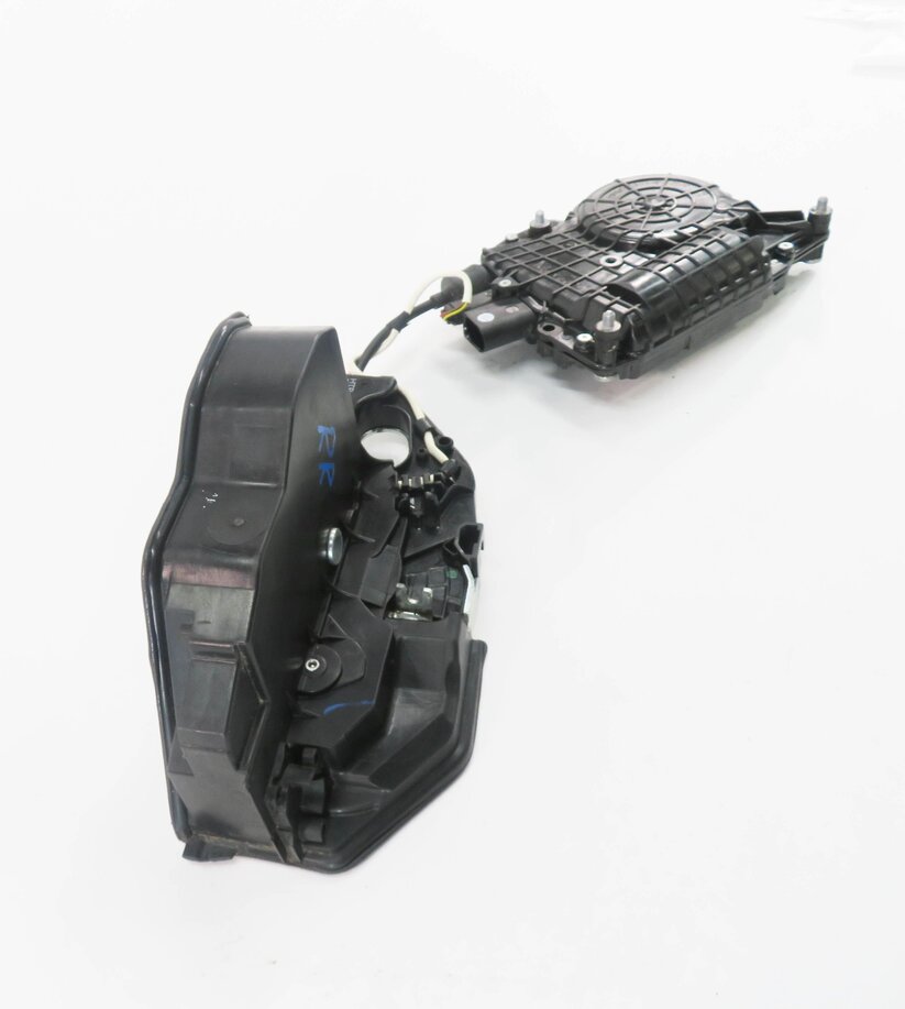 Thumbnail 4: 2011-2016 BMW 528i 535i 550i M5 (F10) RIGHT REAR DOOR LOCK LATCH (SOFT CLOSE)
