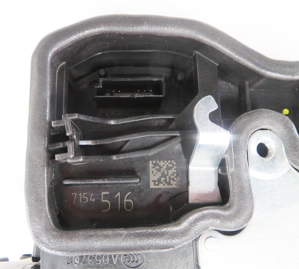 Thumbnail 9: 2011-2016 BMW 528i 535i 550i M5 (F10) RIGHT REAR DOOR LOCK LATCH (SOFT CLOSE)