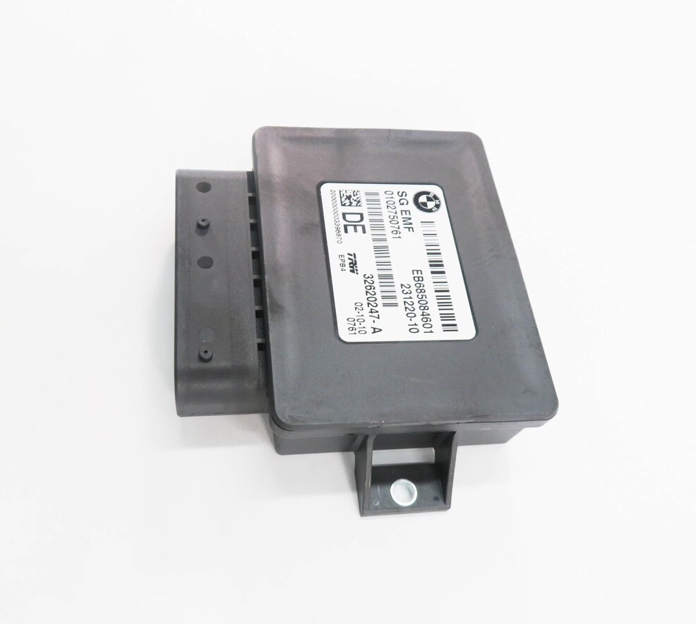 Thumbnail 4: 11-19 BMW 528i 535i 550i 640i 650i M5 M6 X3 X4 - PARKING BRAKE CONTROL MODULE