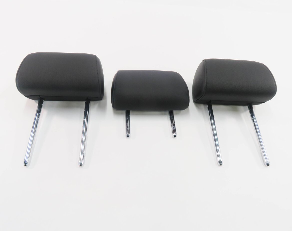 Thumbnail 2: 2011 BMW 550i (F10) REAR SEAT HEADREST SET-3 (BLACK LEATHER)