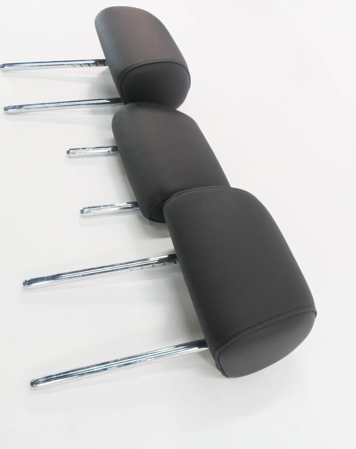 Thumbnail 4: 2011 BMW 550i (F10) REAR SEAT HEADREST SET-3 (BLACK LEATHER)