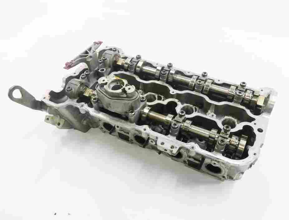 08-14 BMW 550i 750i X5 X6 (F01 E70 F10 E71) 4.4L TWIN TURBO RIGHT CYLINDER HEAD