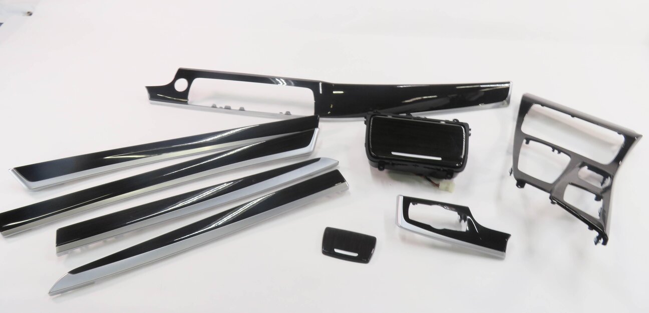 2012 BMW 550i (F10) DASH DOOR CONSOLE WOOD GRAIN TRIM SET (FINELINE ANTHRACITE)