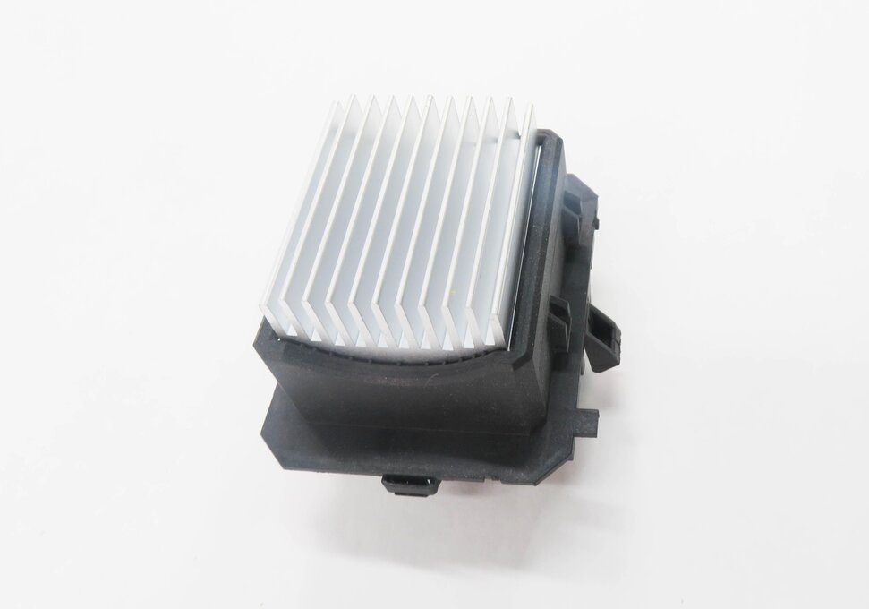 Thumbnail 3: 2012 BMW 550i (F10) FRONT HEATER A/C BLOWER FAN MOTOR SPEED RESISTOR