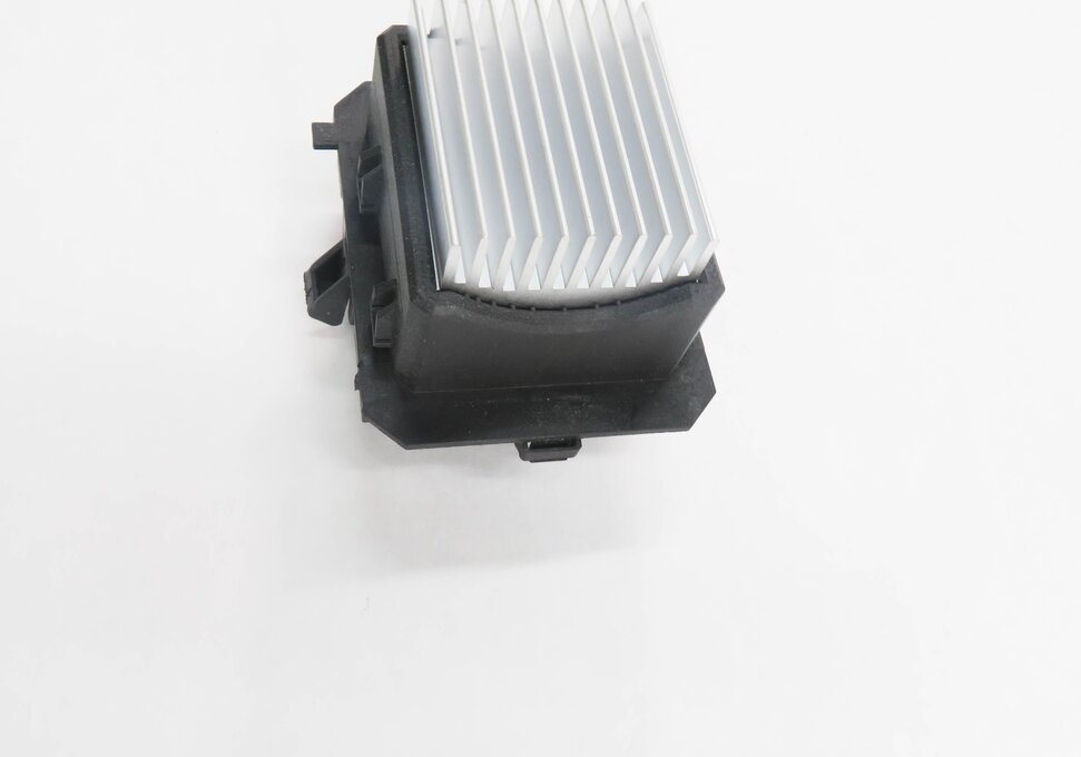 Thumbnail 4: 2012 BMW 550i (F10) FRONT HEATER A/C BLOWER FAN MOTOR SPEED RESISTOR