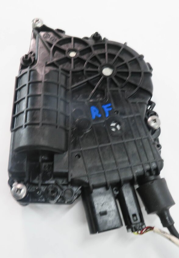 Thumbnail 6: 10-16 BMW 528i 535i 550i 750i 760i (F01 F10) RIGHT FRONT DOOR LATCH (SOFT CLOSE)