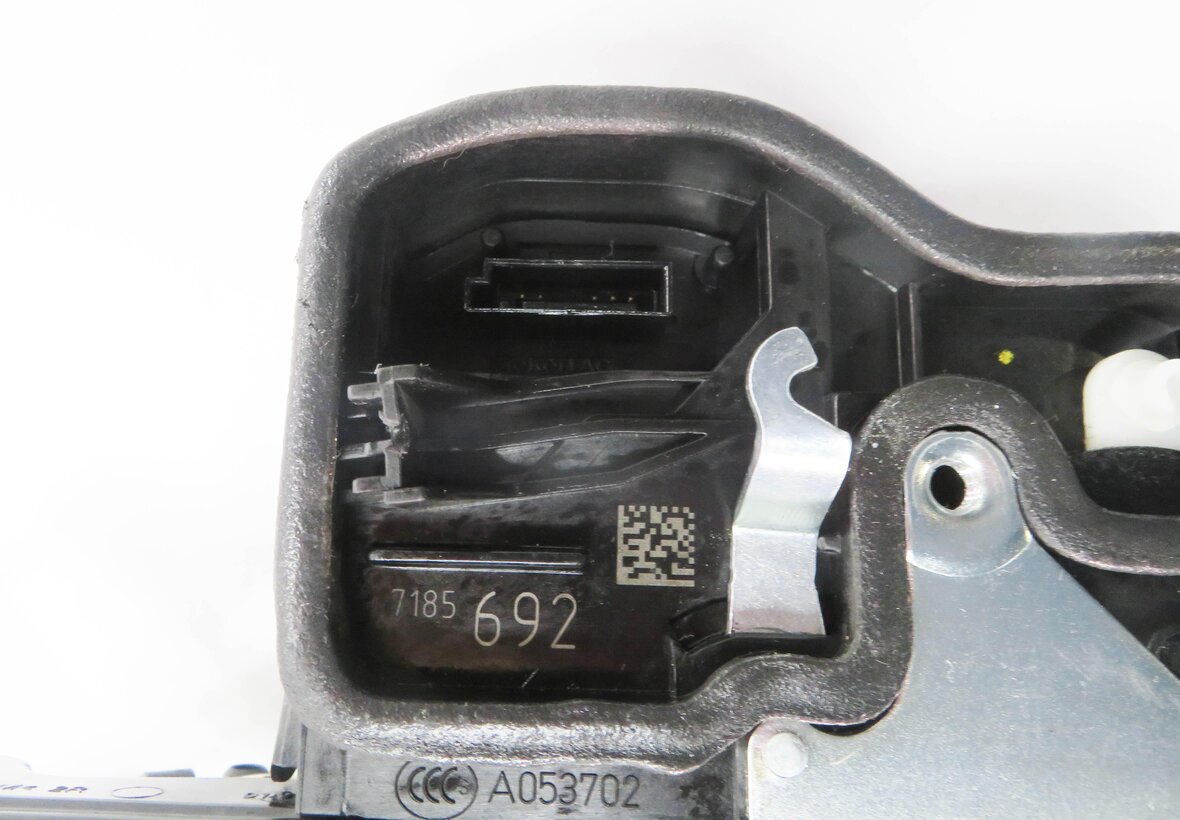 Thumbnail 8: 10-16 BMW 528i 535i 550i 750i 760i (F01 F10) RIGHT FRONT DOOR LATCH (SOFT CLOSE)