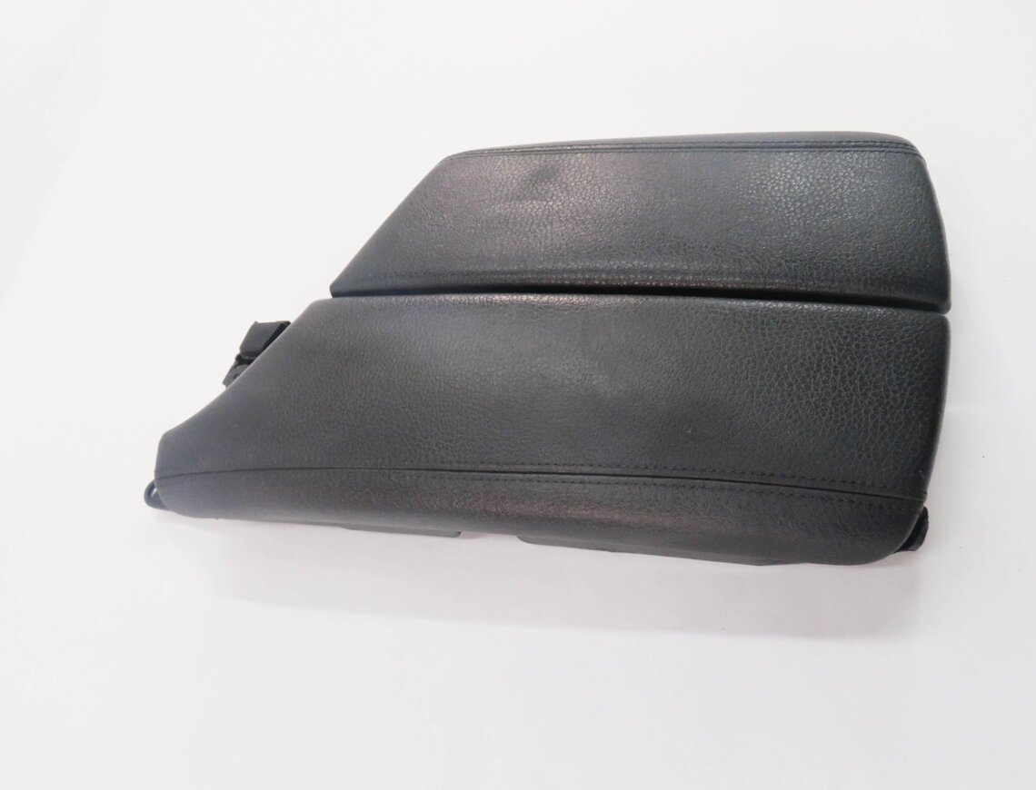 Thumbnail 3: 12-16 BMW 528i 535i 550i (F10) FRONT CENTER CONSOLE ARM REST COMPARTMENT (BLACK)