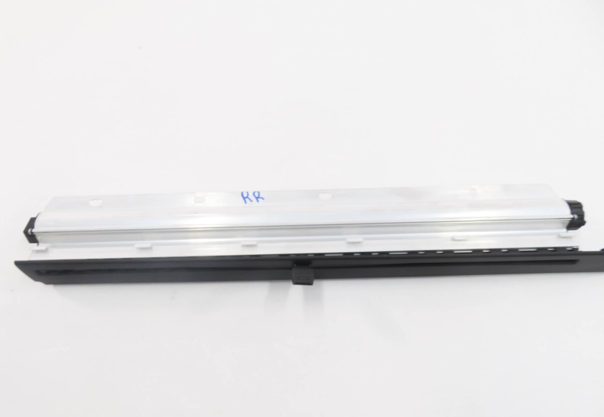 Thumbnail 6: 2011-2016 BMW 528i 535i 550i (F10) RIGHT REAR DOOR SUNSHADE PRIVACY SCREEN SHADE