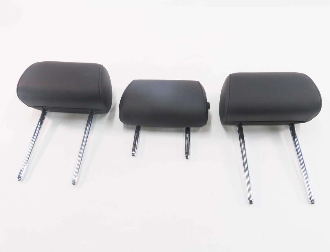 Thumbnail 2: 2012 BMW 550i (F10) REAR SEAT HEADREST SET-3 (BLACK DAKOTA LEATHER LCSW)