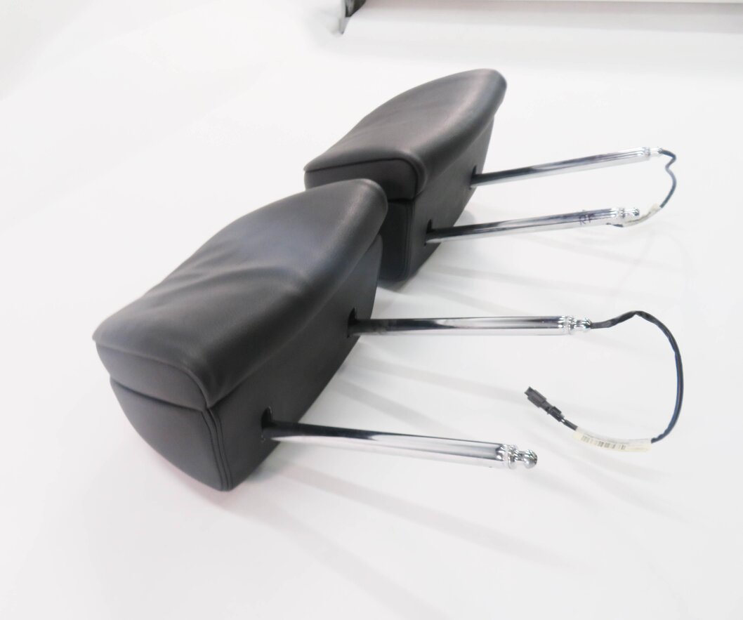 Thumbnail 4: 2012 BMW 550i (F10) FRONT LEFT & RIGHT SEAT HEADREST SET (BLACK DAKOTA LEATHER)