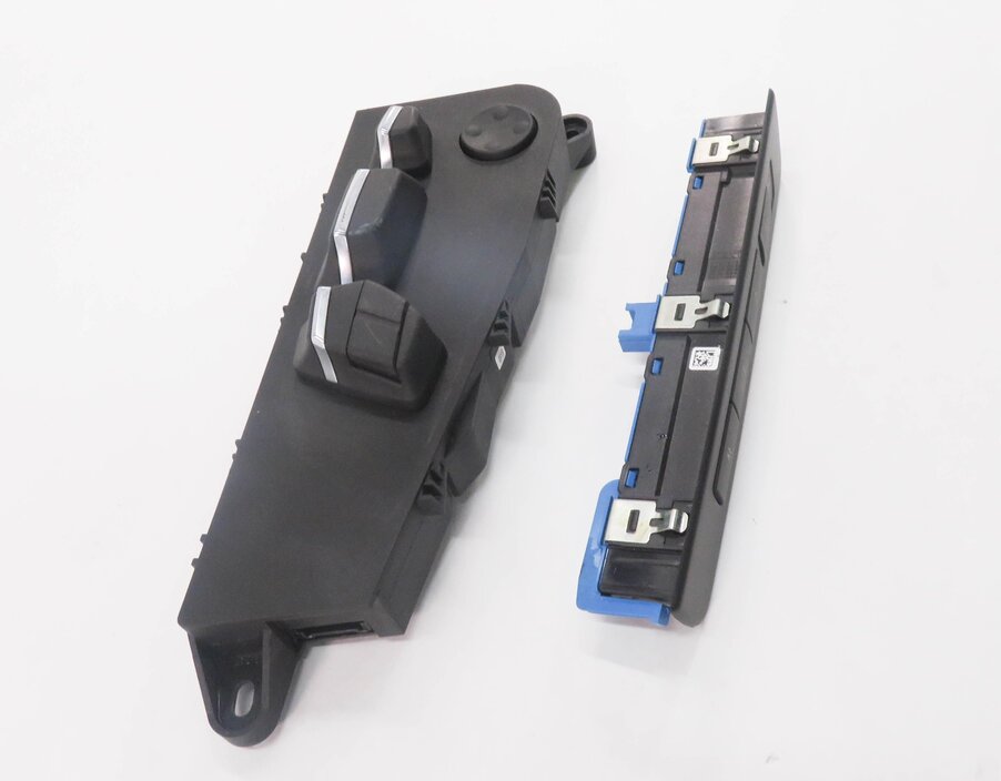 Thumbnail 3: 2012 BMW 550i (F10) LEFT FRONT DRIVER POWER SEAT ADJUSTMENT SWITCH BUTTON SET