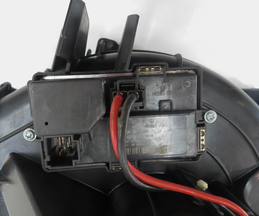 Thumbnail 7: 09-18 BMW 528i 535i 550i 640i M6 740i 750i 760i (F01 F06 F10 F12) BLOWER MOTOR
