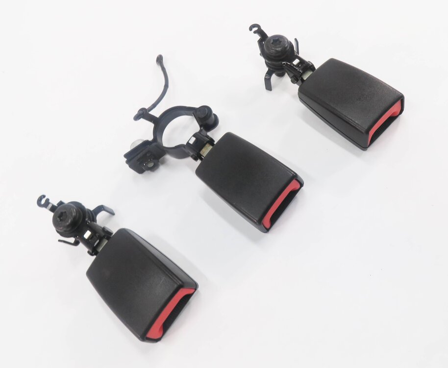 2007 RANGE ROVER SPORT (L320) REAR 2nd SECOND ROW SEAT SEATBELT RECEIVER SET-3