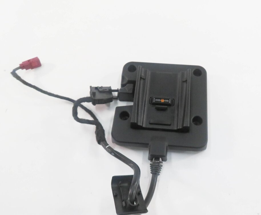 Thumbnail 5: 2007 RANGE ROVER SPORT (L320) FRONT CENTER CONSOLE PHONE DOCK CHARGER CRADLE