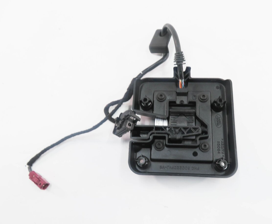 Thumbnail 6: 2007 RANGE ROVER SPORT (L320) FRONT CENTER CONSOLE PHONE DOCK CHARGER CRADLE