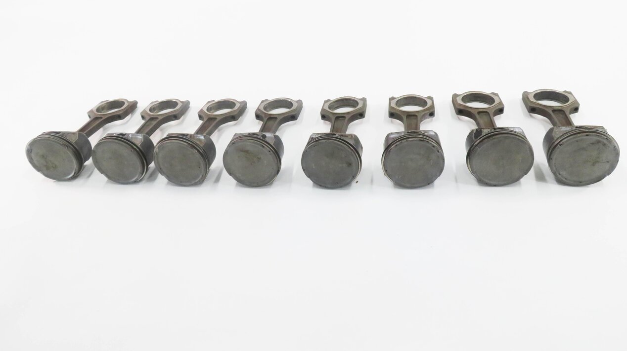 Thumbnail 3: 05-09 LAND ROVER LR3 / RANGE ROVER SPORT (L322 L320) 4.4L V8 ENGINE PISTON SET-8