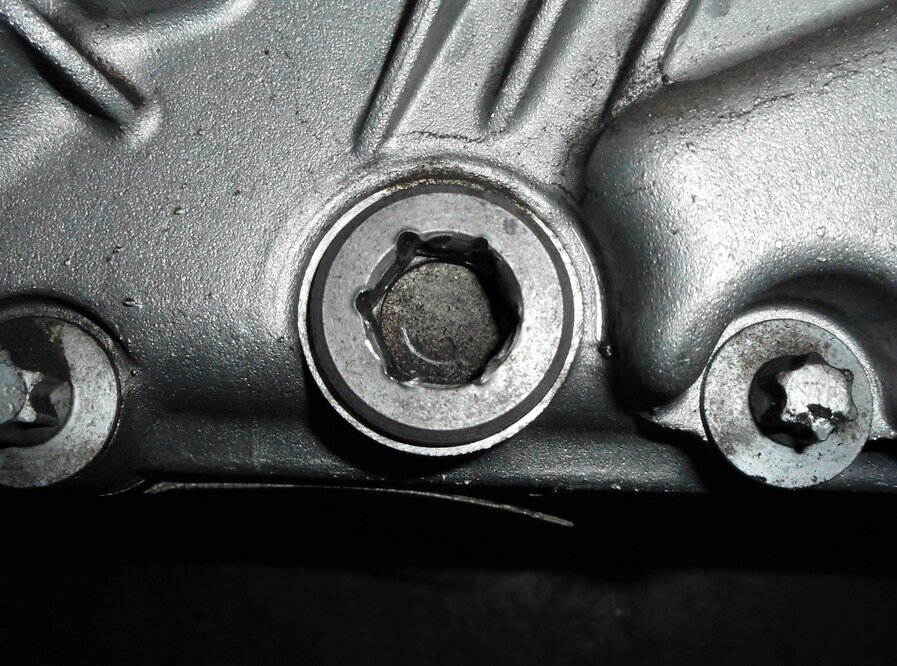 Thumbnail 9: 2009-2014 BMW X5M X6 X6M (E70 E71) 4.4L S63 TWIN TURBO ENGINE - TRANSFER CASE