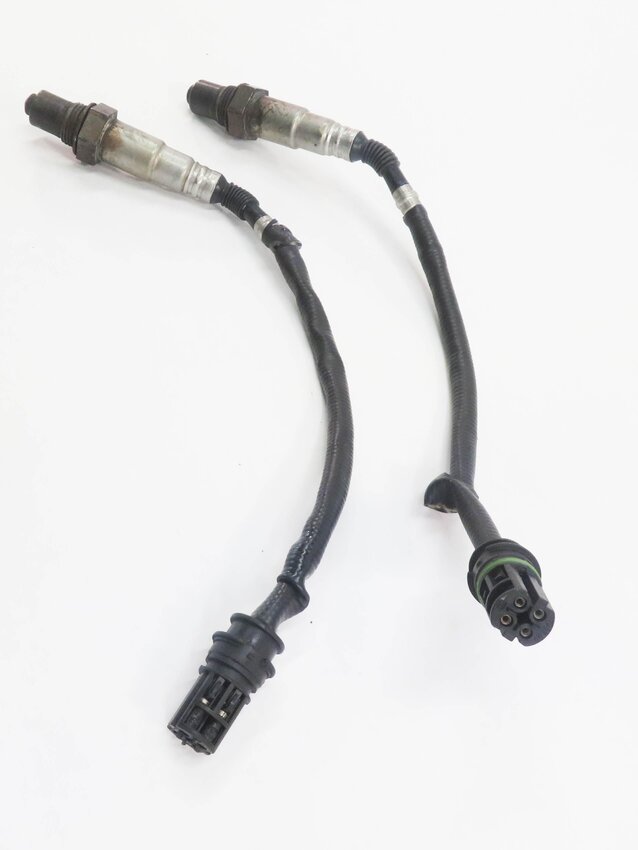 Thumbnail 4: 2012 BMW X5M ///M (E70) 4.4L S63 TWIN TURBO ENGINE - POST CAT OXYGEN SENSOR SET