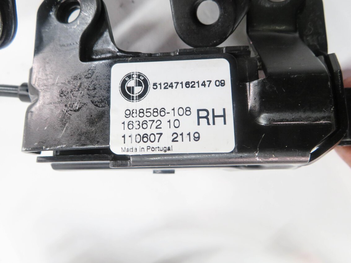 Thumbnail 8: 2012 BMW X5M ///M (E70) REAR TAILGATE LOCK LATCH SET w/ HANDLE