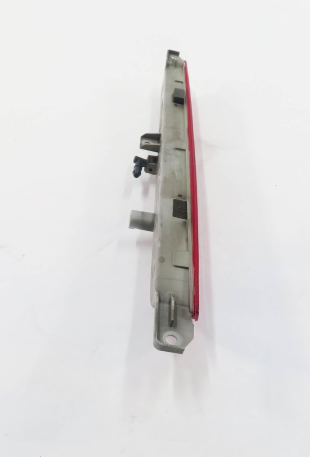 Thumbnail 3: 2012 BMW X5M ///M (E70) REAR 3rd THIRD BRAKE LIGHT STOP LAMP