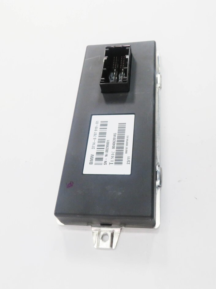 Thumbnail 3: 2012 BMW X5M ///M (E70) DYNAMIC DRIVE ADAPTIVE SUSPENSION CONTROL MODULE