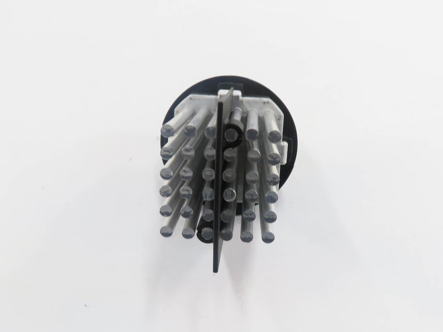 Thumbnail 2: 2012 BMW X5M ///M (E70) REAR HEATER A/C BLOWER FAN MOTOR SPEED RESISTOR