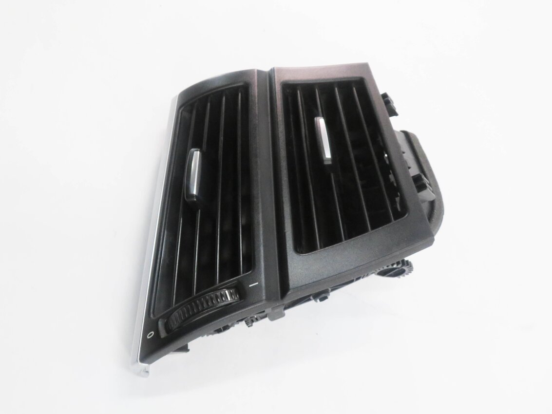 Thumbnail 4: 2012 BMW X5M ///M (E70) LEFT DRIVER DASH HEATER A/C AIR VENT
