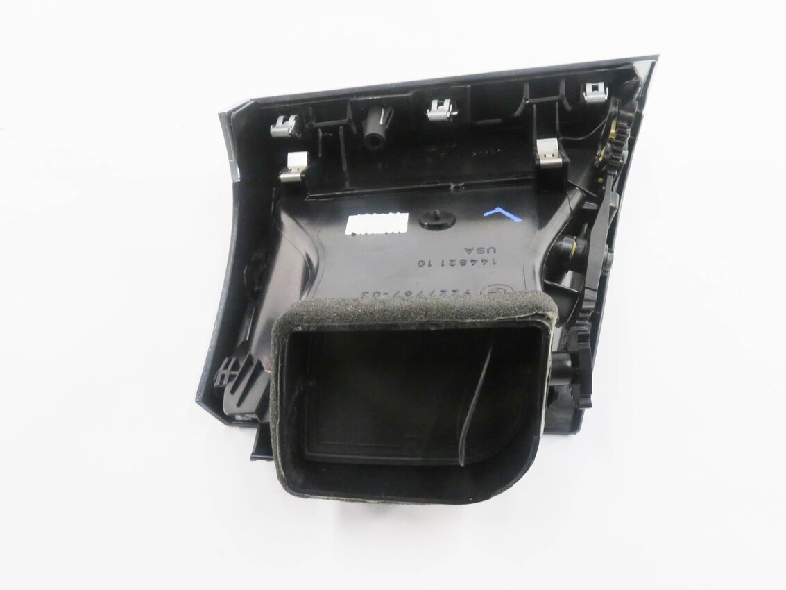 Thumbnail 7: 2012 BMW X5M ///M (E70) LEFT DRIVER DASH HEATER A/C AIR VENT