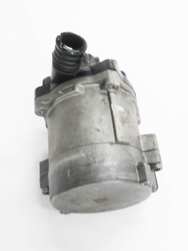 Thumbnail 4: 2012 BMW X5M ///M (E70) 4.4L S63 TWIN TURBO ENGINE - AUX AUXILIARY WATER PUMP