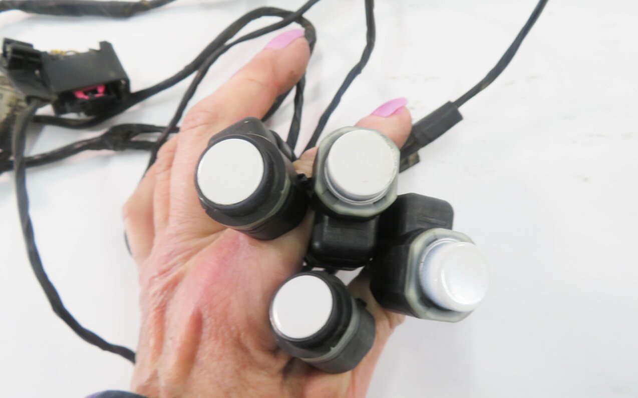 Thumbnail 6: 2012 BMW X5M ///M (E70) REAR PDC PARK DISTANCE SENSOR SET w/ HARNESS (WHITE 300)