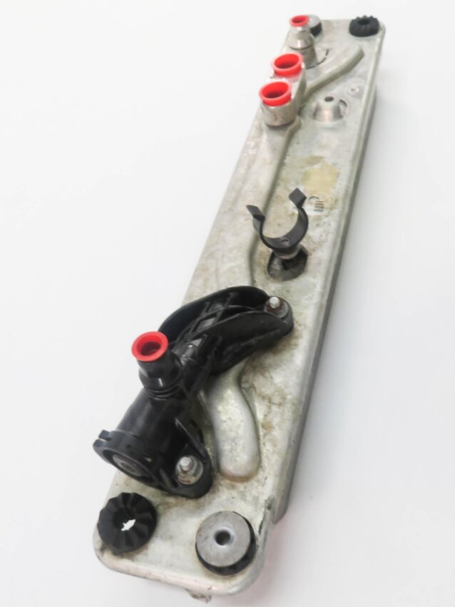 Thumbnail 4: 2012 BMW X5M ///M (E70) 4.4L S63 ENGINE A/T TRANSMISSION OIL FLUID COOLER
