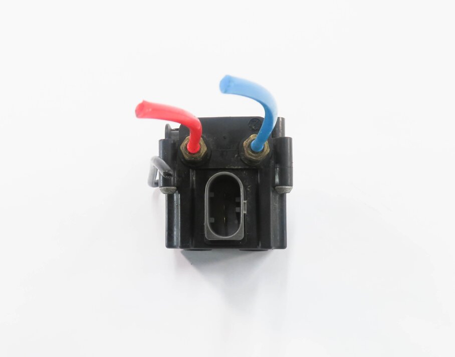 Thumbnail 2: 2008 BMW X6 (E71) AIR SUSPENSION PRESSURE CONTROL VALVE BLOCK