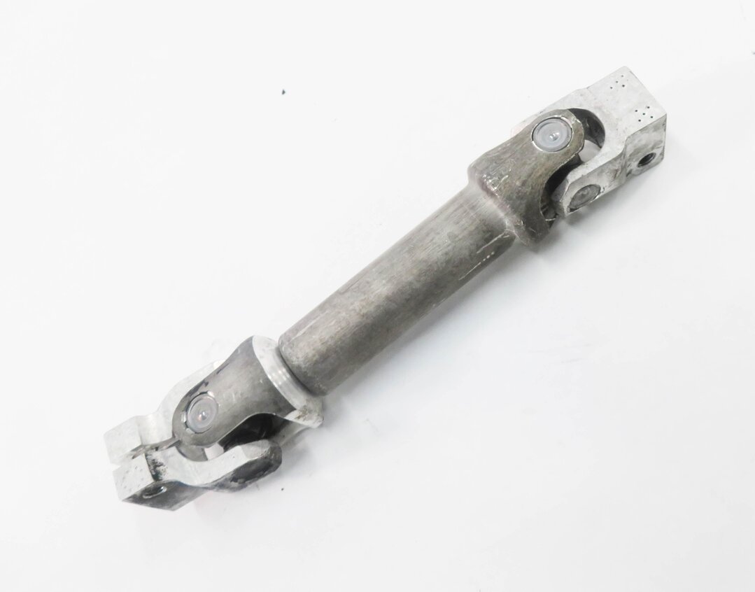 2008 BMW X6 (E71) INTERMEDIATE STEERING COLUMN SHAFT U-JOINT LINKAGE COUPLER