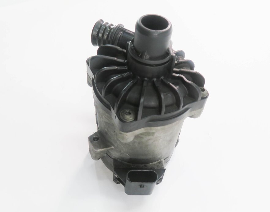 Thumbnail 4: 2008 BMW X6 (E71) 4.4L N63 TWIN TURBO ENGINE - SECONDARY AUXILIARY WATER PUMP
