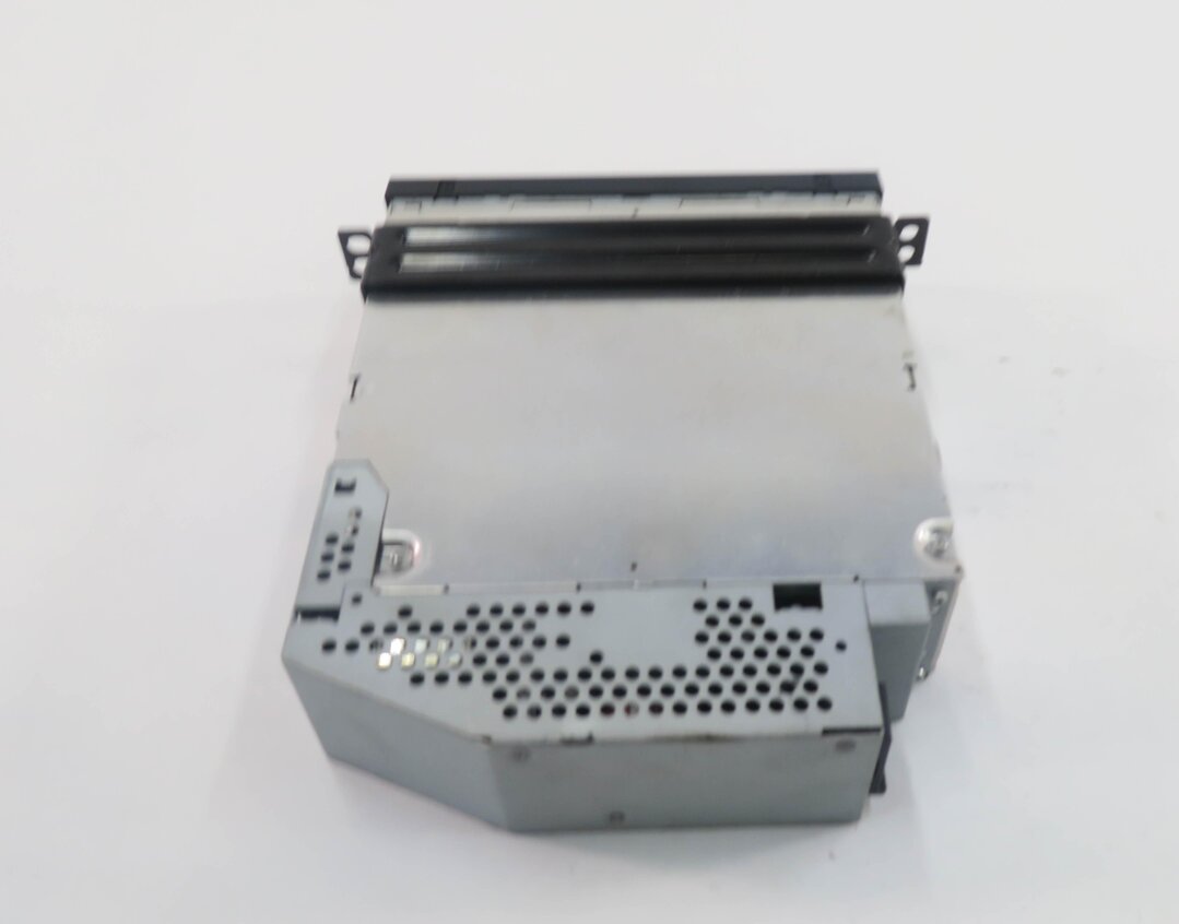 Thumbnail 5: 2008-2010 BMW 750i X5 X6 Z4 (F01 E70 E71 E89) VIDEO PLAYER 6-DISC DVD CHANGER