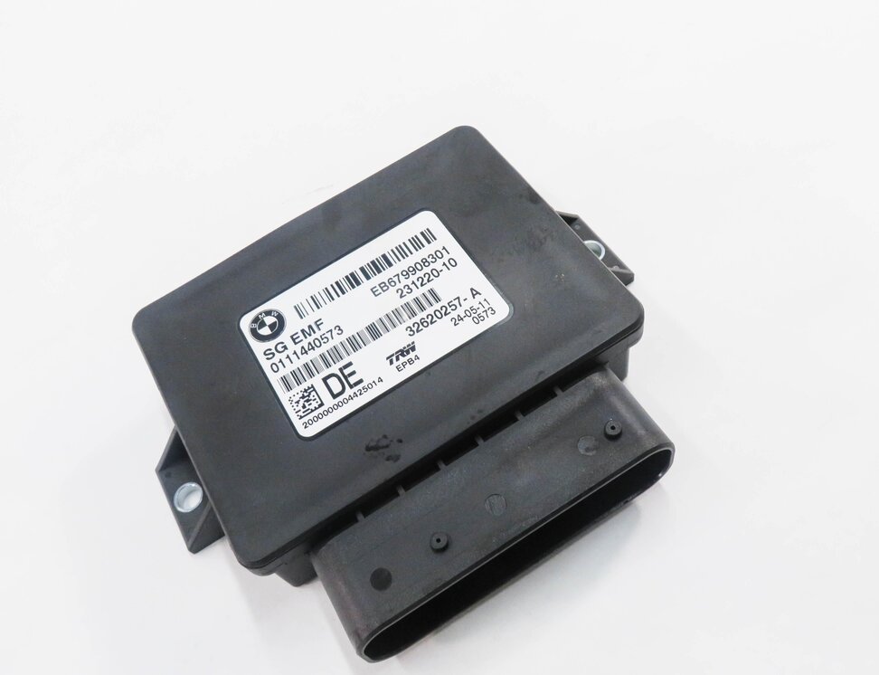 11-19 BMW 528i 535i 550i 640i 650i M5 M6 X3 X4 - PARKING BRAKE CONTROL MODULE