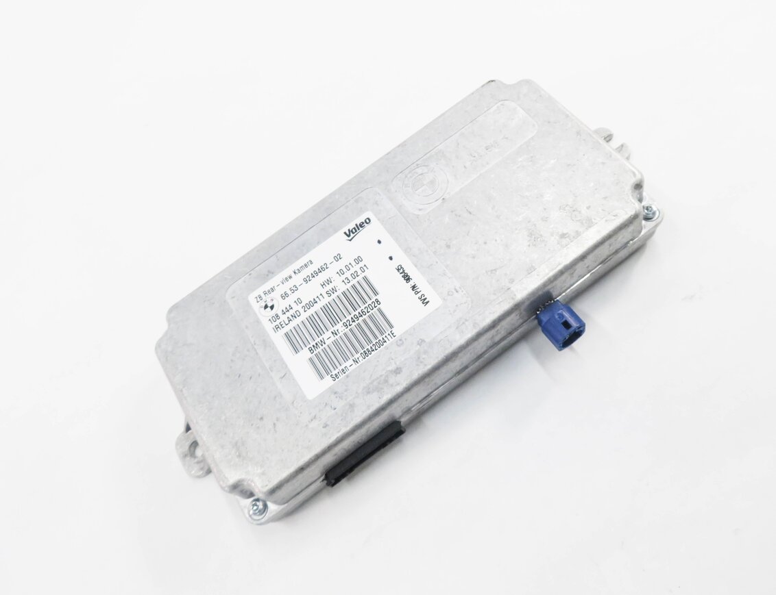 10-19 BMW 328i 330i 335i 528i 535i 550i 740i 750i M3 M4 - REARVIEW CAMERA MODULE