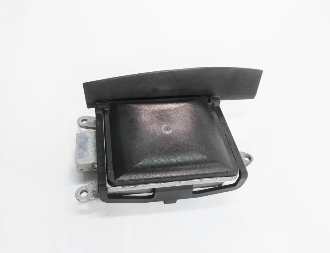 Thumbnail 3: 2011 BMW 550i (F10) RIGHT REAR LANE DEPARTURE WARNING SENSOR MODULE (MASTER)