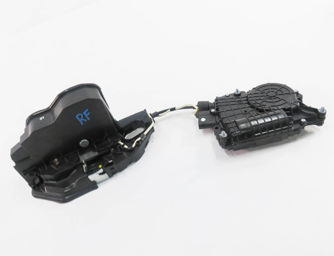 10-16 BMW 528i 535i 550i 750i 760i (F01 F10) RIGHT FRONT DOOR LATCH (SOFT CLOSE)