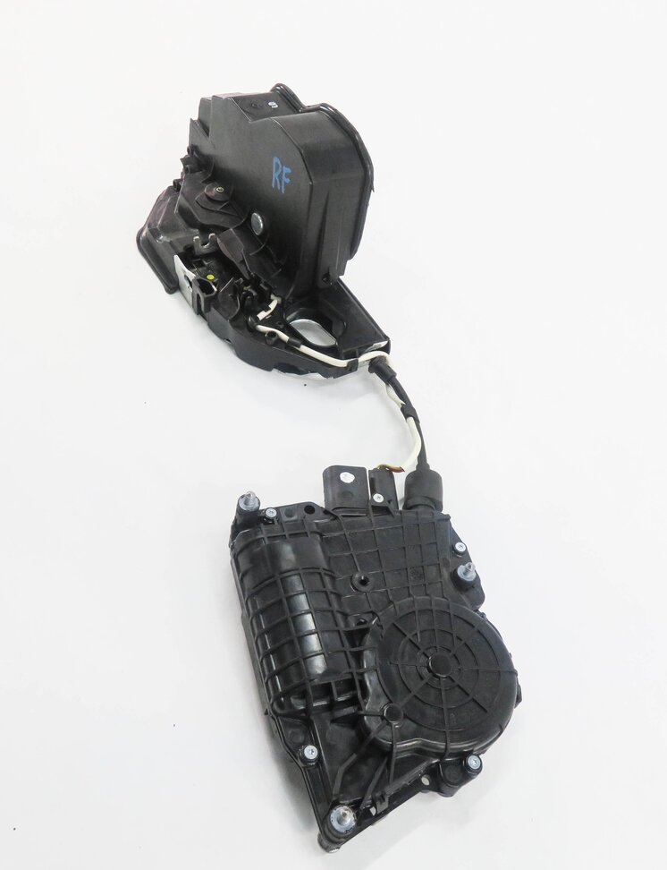 Thumbnail 3: 10-16 BMW 528i 535i 550i 750i 760i (F01 F10) RIGHT FRONT DOOR LATCH (SOFT CLOSE)