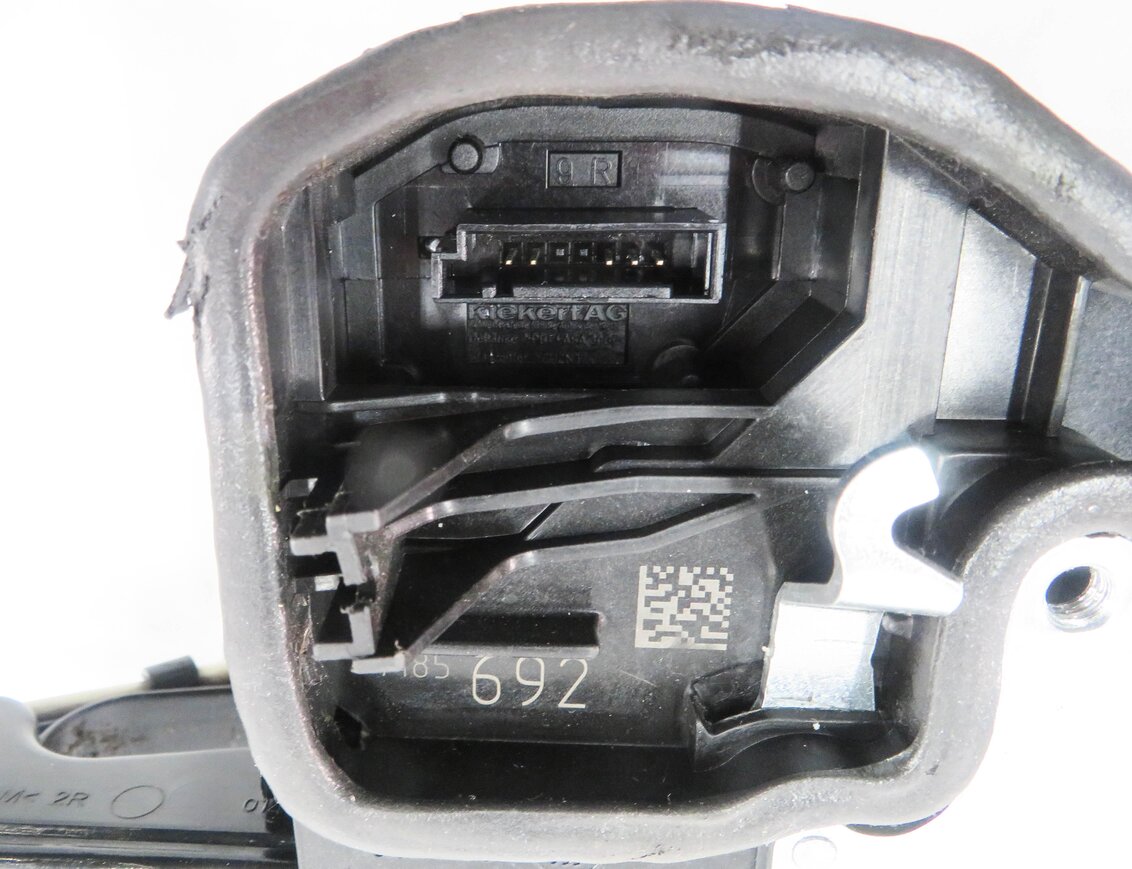 Thumbnail 7: 10-16 BMW 528i 535i 550i 750i 760i (F01 F10) RIGHT FRONT DOOR LATCH (SOFT CLOSE)