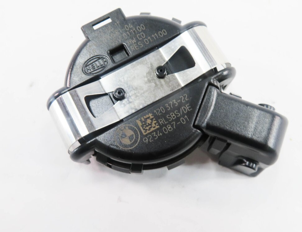 Thumbnail 3: 2011 BMW 550i (F10) RAIN WATER SOLAR LIGHT SENSOR