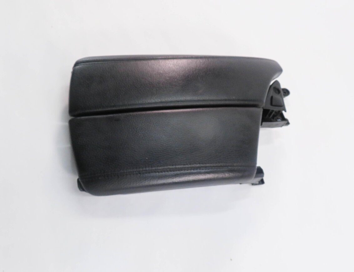 Thumbnail 4: 2011 BMW 528i 535i 550i (F10) FRONT CENTER CONSOLE ARM REST LID (BLACK LEATHER)