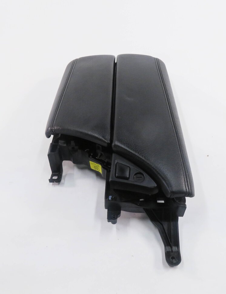 Thumbnail 5: 2011 BMW 528i 535i 550i (F10) FRONT CENTER CONSOLE ARM REST LID (BLACK LEATHER)
