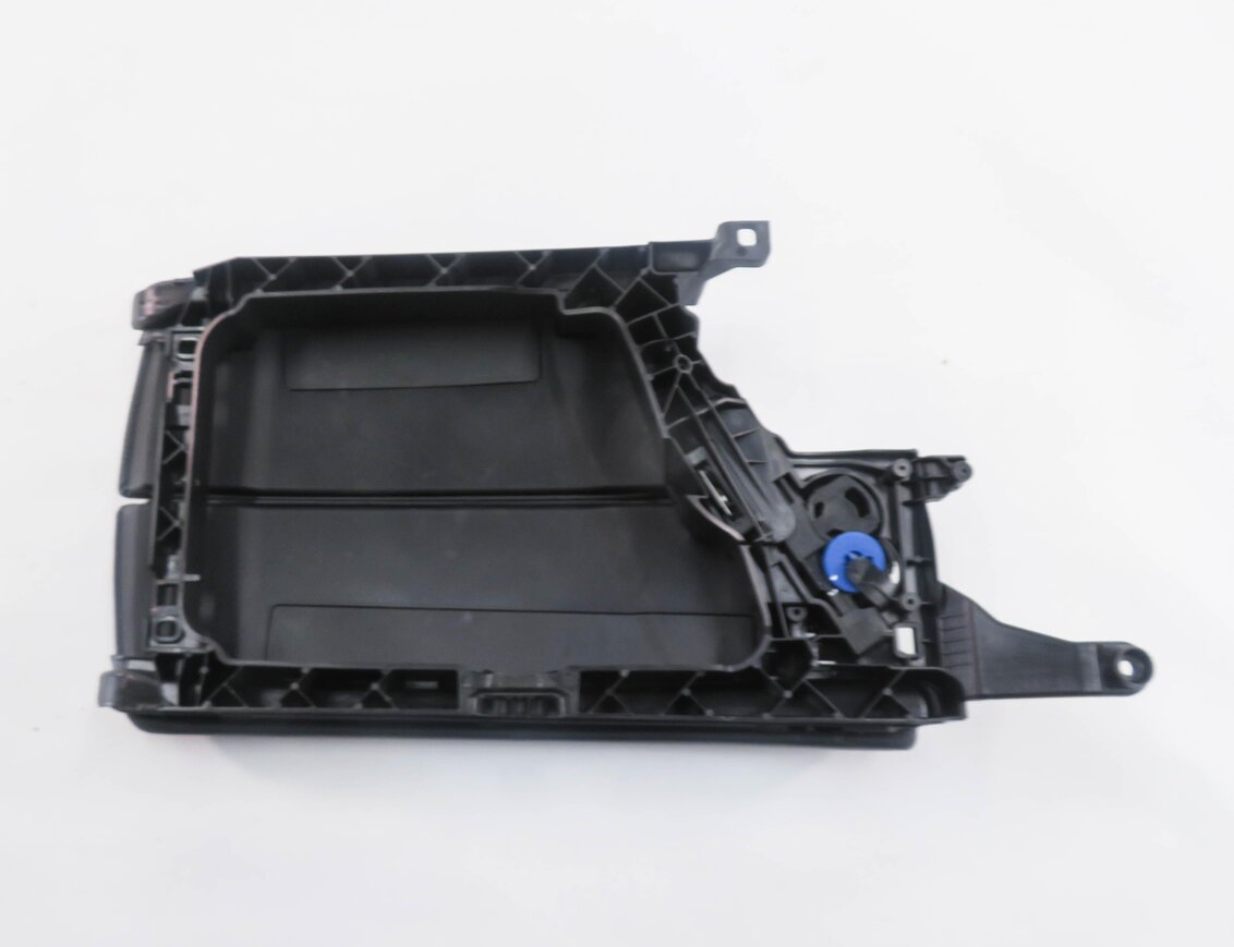 Thumbnail 8: 2011 BMW 528i 535i 550i (F10) FRONT CENTER CONSOLE ARM REST LID (BLACK LEATHER)