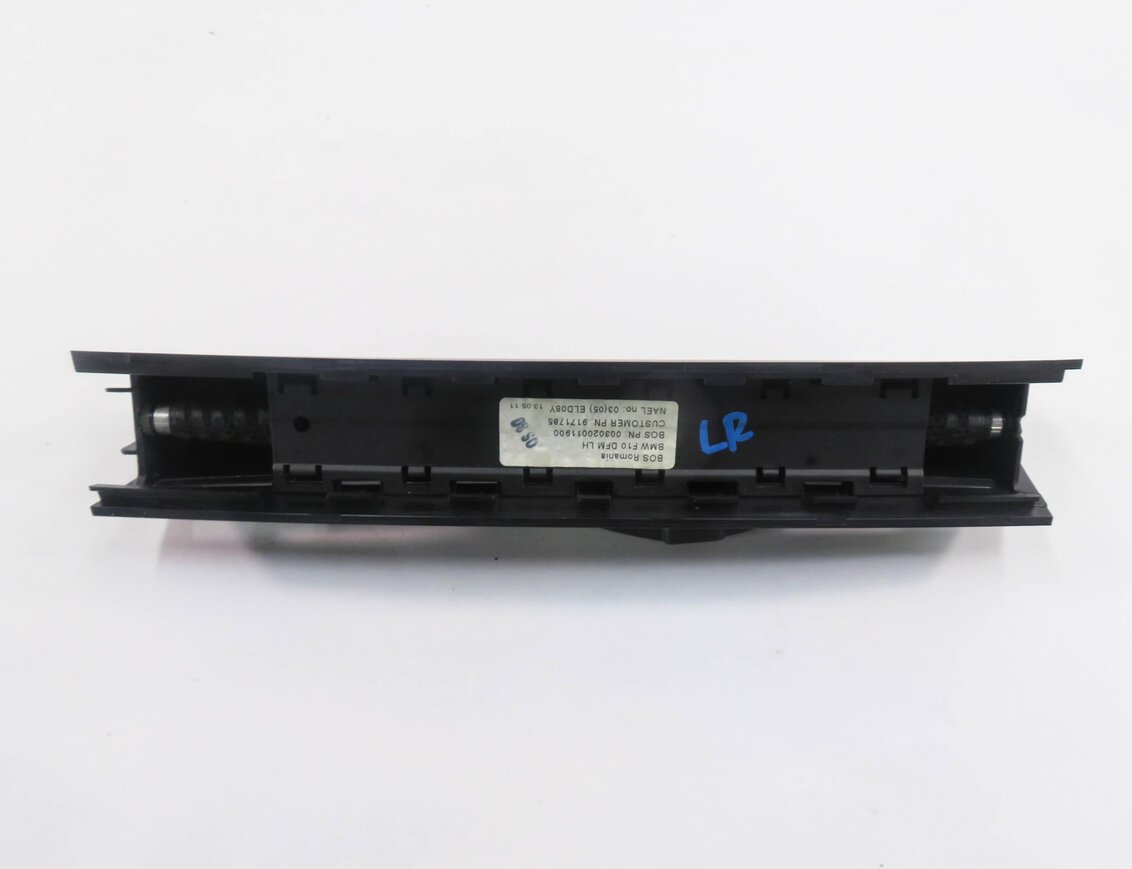 Thumbnail 5: 11-16 BMW 528i 535i 550i (F10) LEFT REAR QUARTER WINDOW PRIVACY SHADE SCREEN