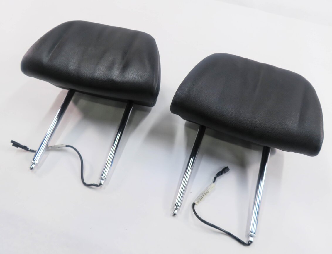 2011 BMW 550i (F10) FRONT LEFT & RIGHT COMFORT SEAT HEADREST SET (BLACK LEATHER)