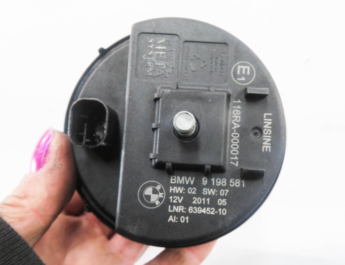 Thumbnail 6: 2011 BMW 550i (F10) EMERGENCY ANTI THEFT ALARM SIREN HORN LOUD SPEAKER